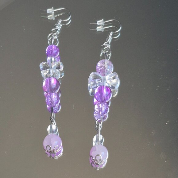 Handmade long purple drop earrings - Picture 1 of 3